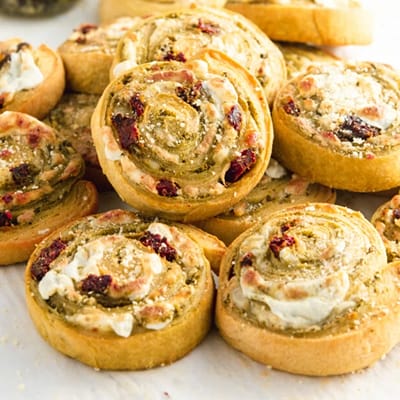 Rolletjes Wilde Knoflookpesto