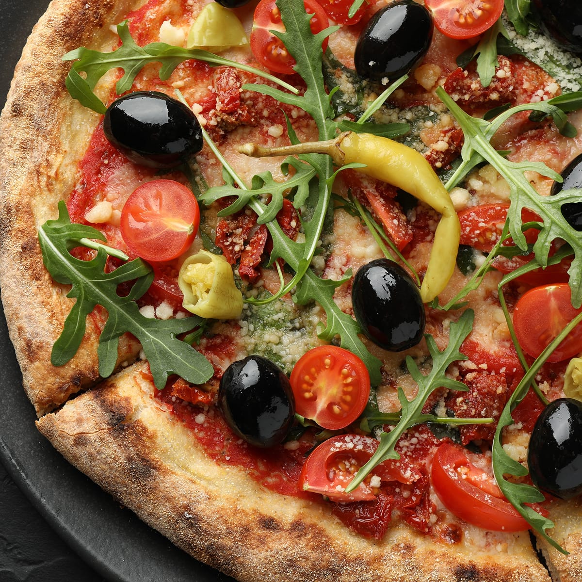 Olives noires dénoyautées en boîte